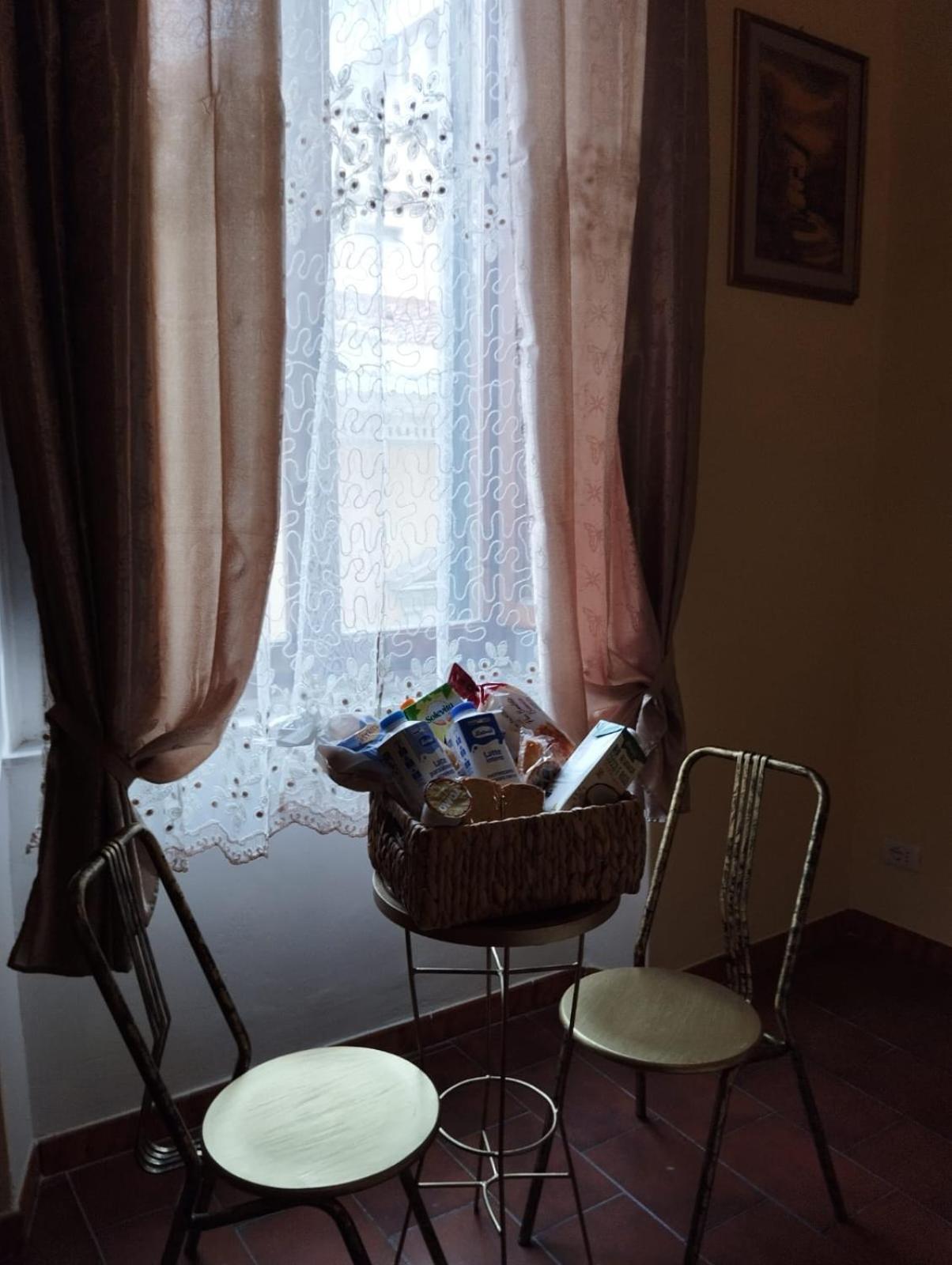 Отель The Family House Ливорно Экстерьер фото